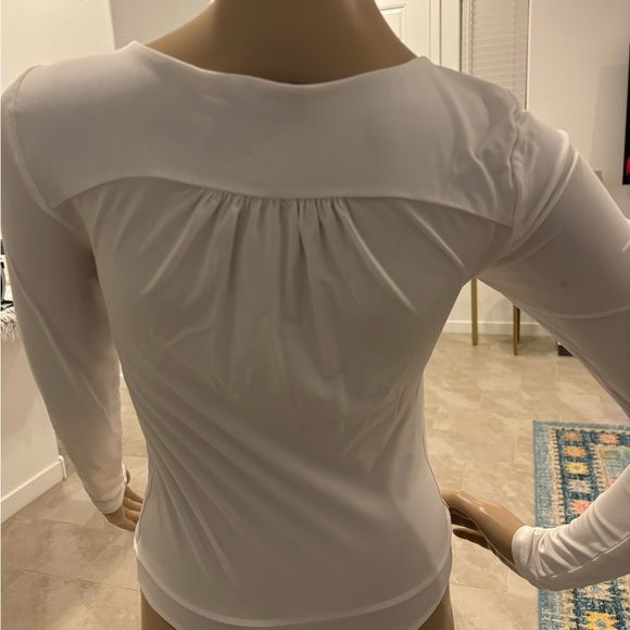 Bebe - Picture 8 of 11